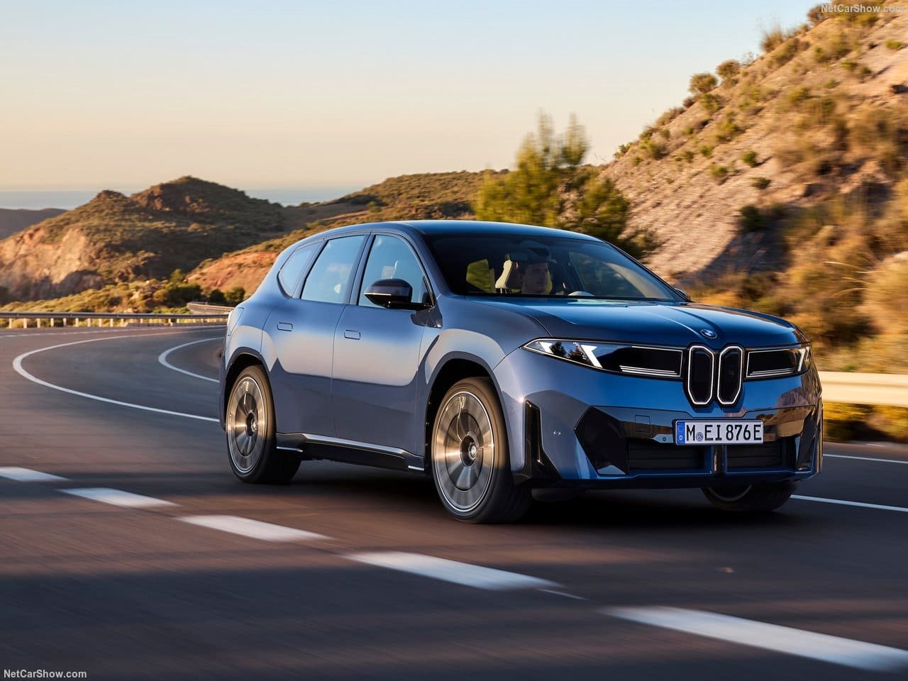 2026 - BMW iX3, foto 52