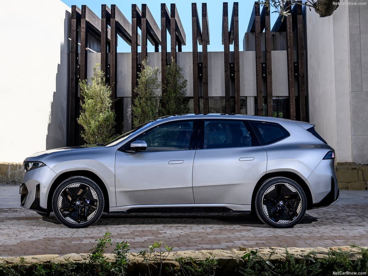 2026 - BMW iX3, foto 74