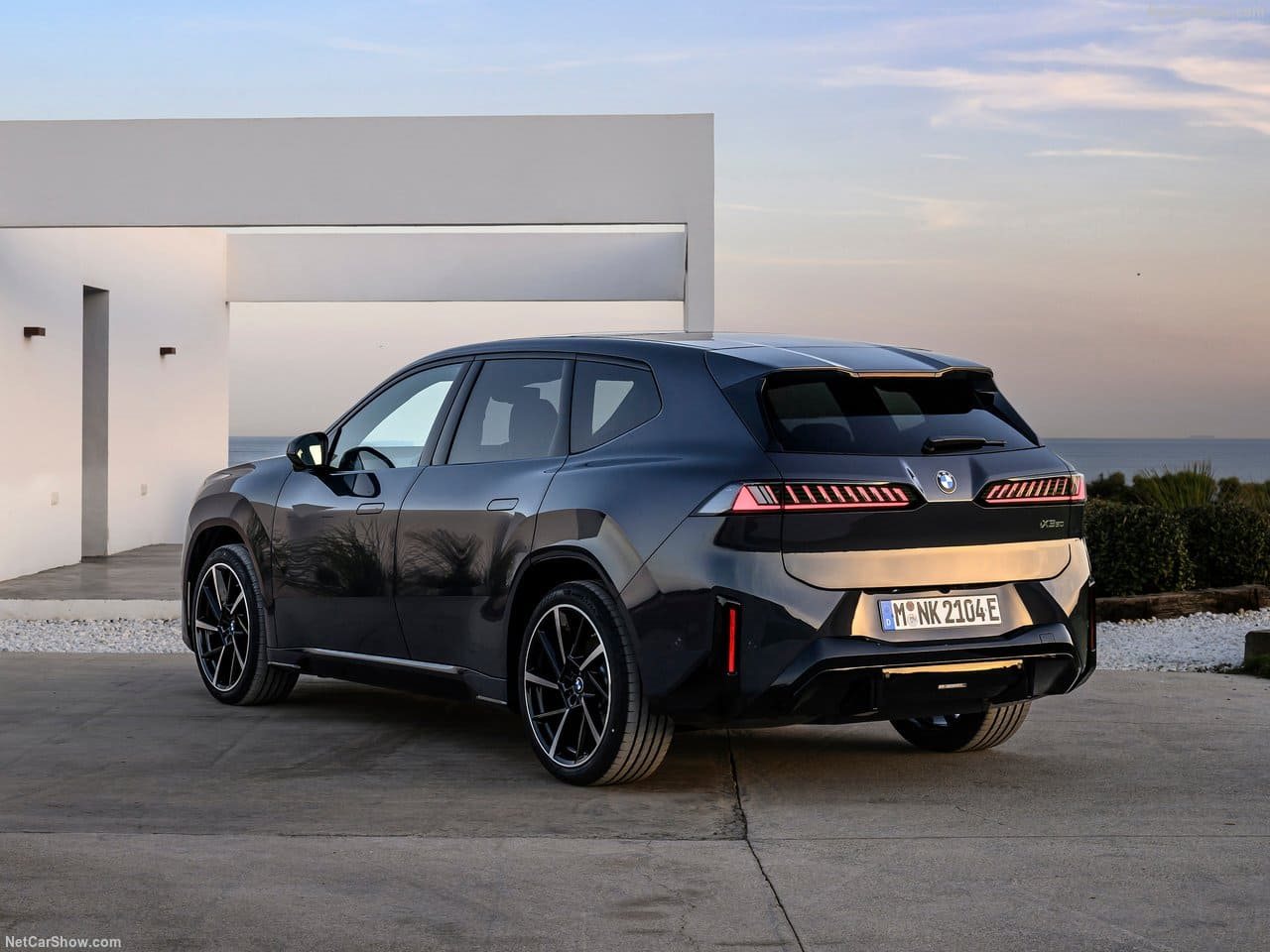 2026 - BMW iX3, foto 92