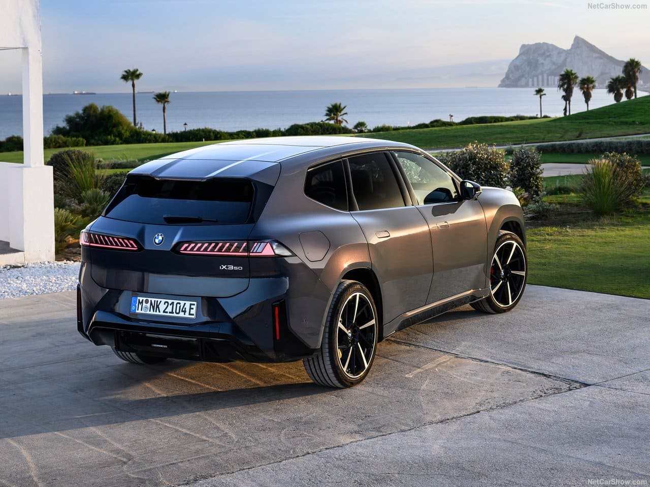 2026 - BMW iX3, foto 96