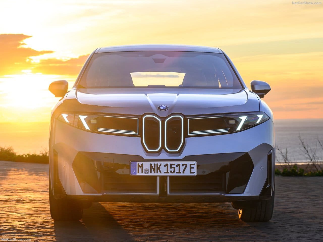 2026 - BMW iX3, foto 111