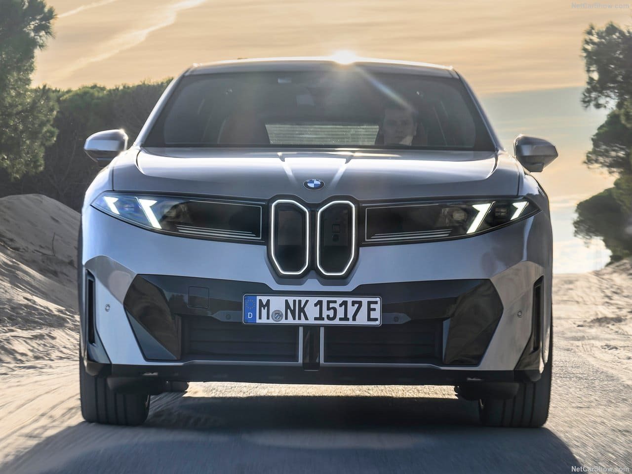 2026 - BMW iX3, foto 113