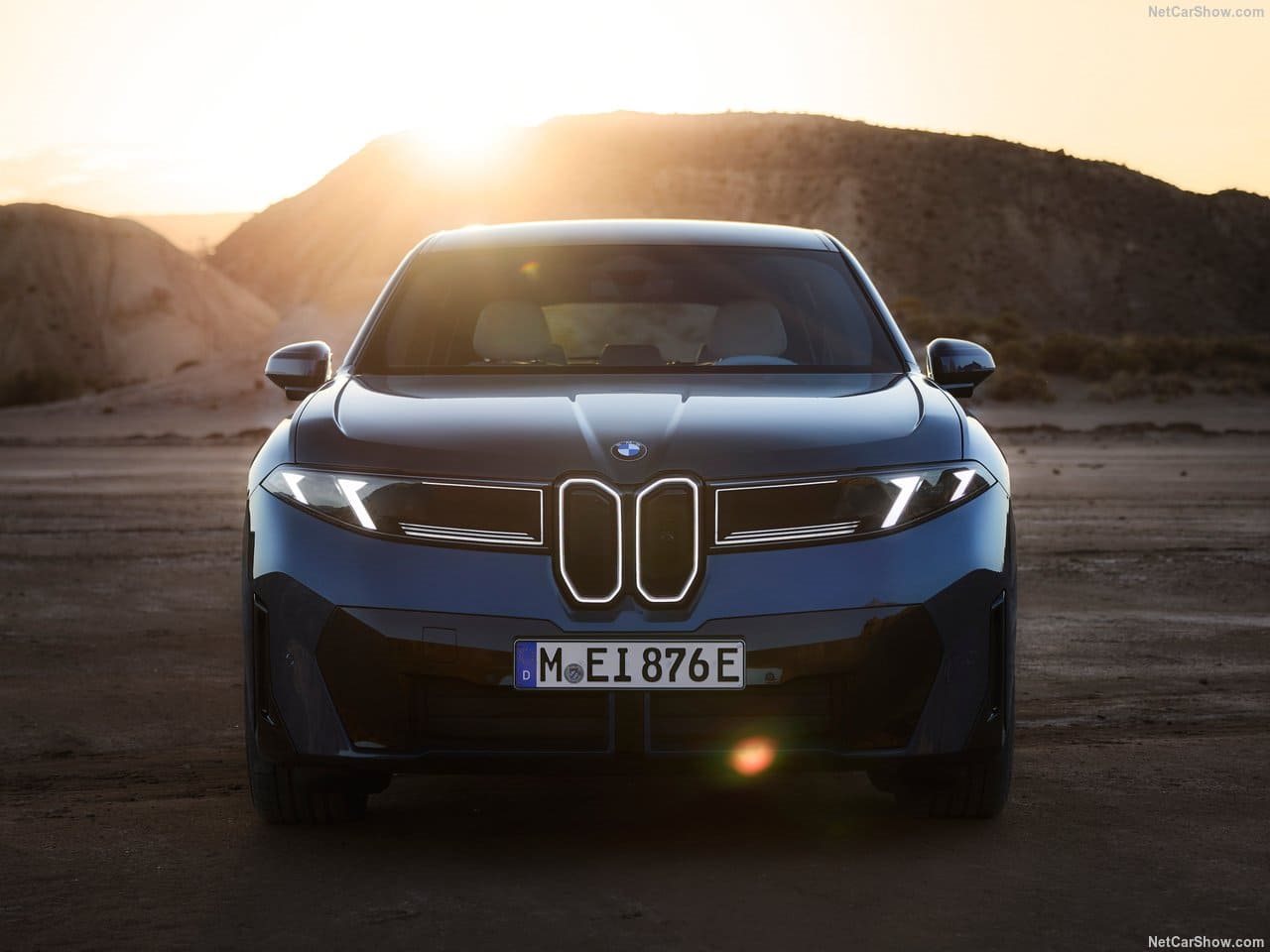 2026 - BMW iX3, foto 123