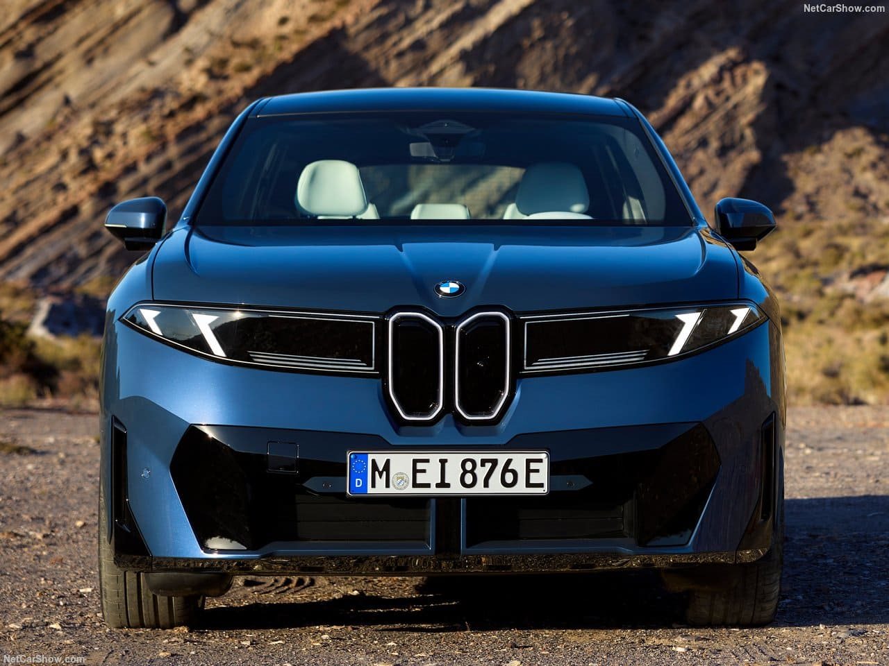 2026 - BMW iX3, foto 126