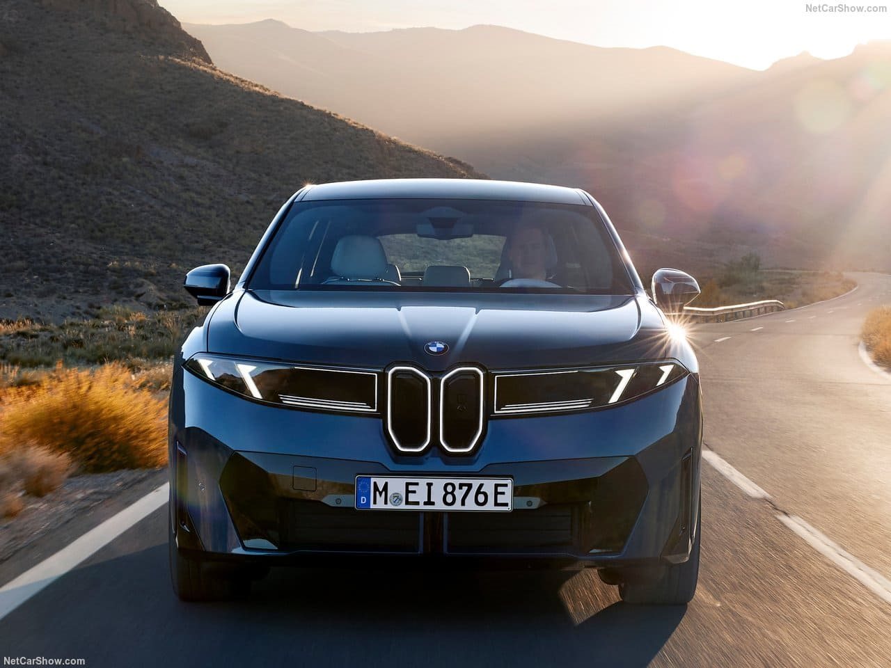 2026 - BMW iX3, foto 129