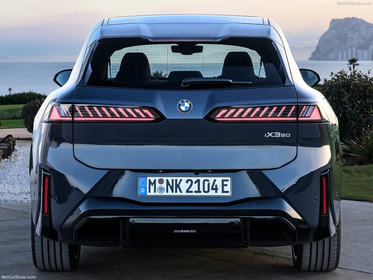 2026 - BMW iX3, foto 139