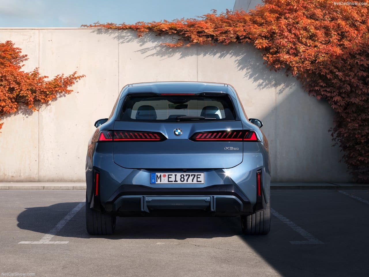 2026 - BMW iX3, foto 140