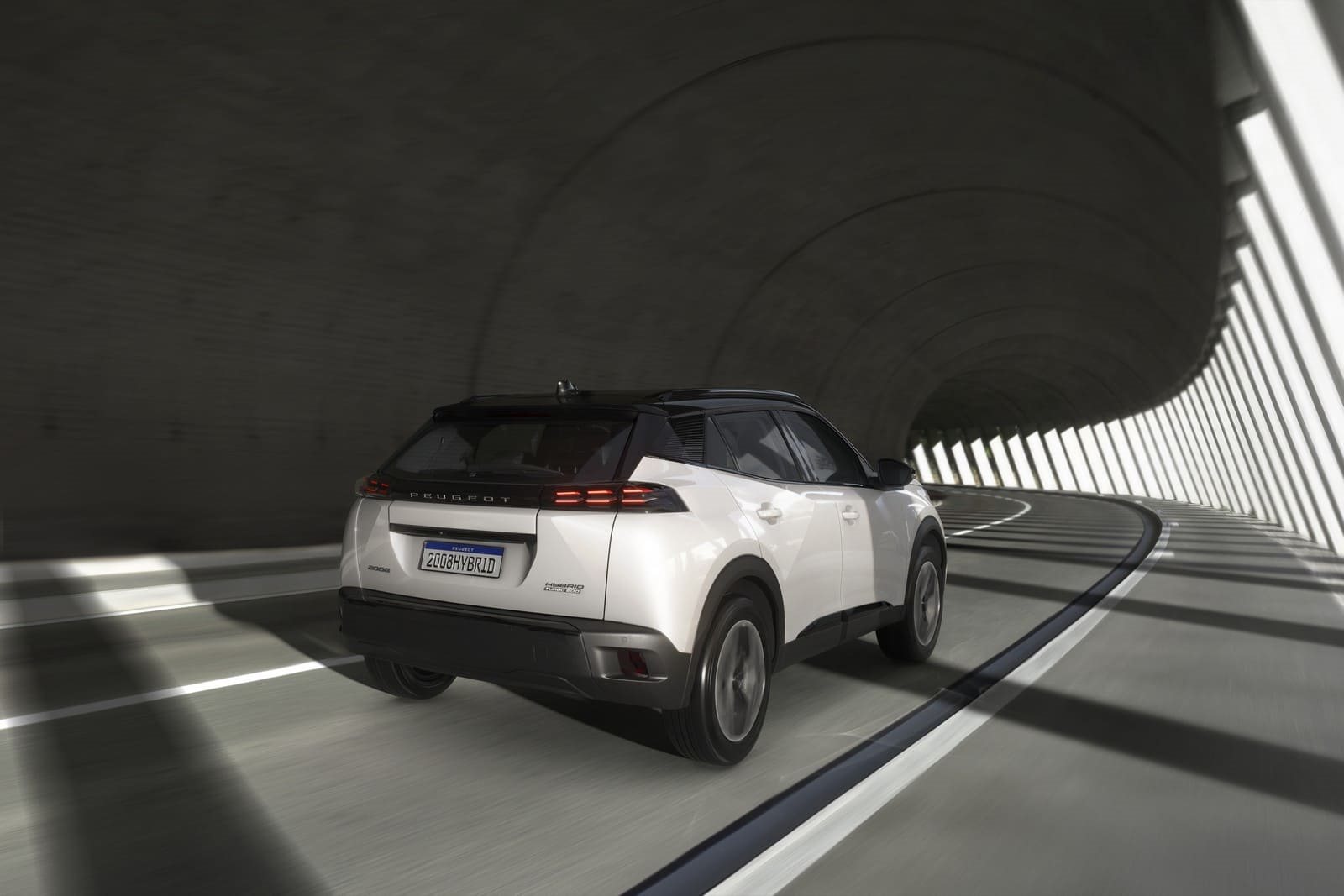 2026 - PEUGEOT 2008 HYBRID, foto 33