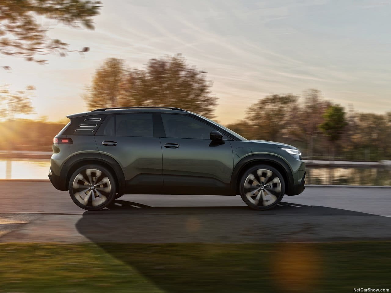 VOLKSWAGEN ID. CROSS CONCEPT, foto 15