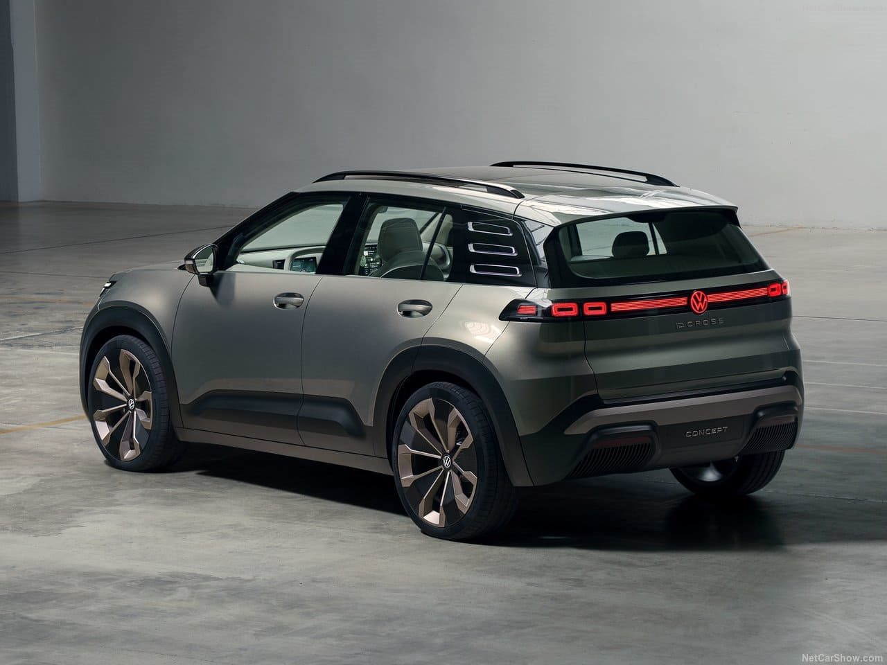VOLKSWAGEN ID. CROSS CONCEPT, foto 18