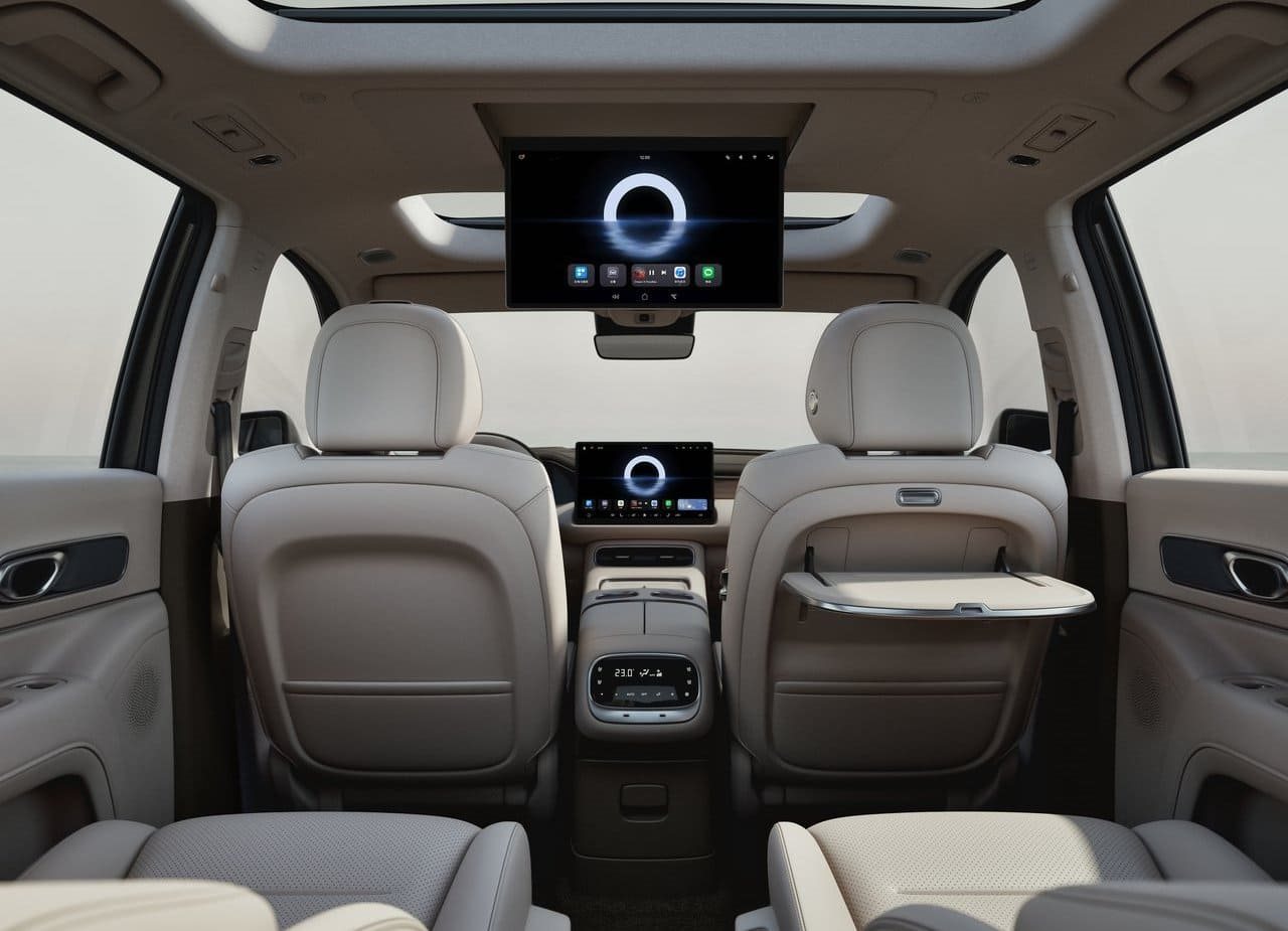 2026 - GAC S9, foto 17