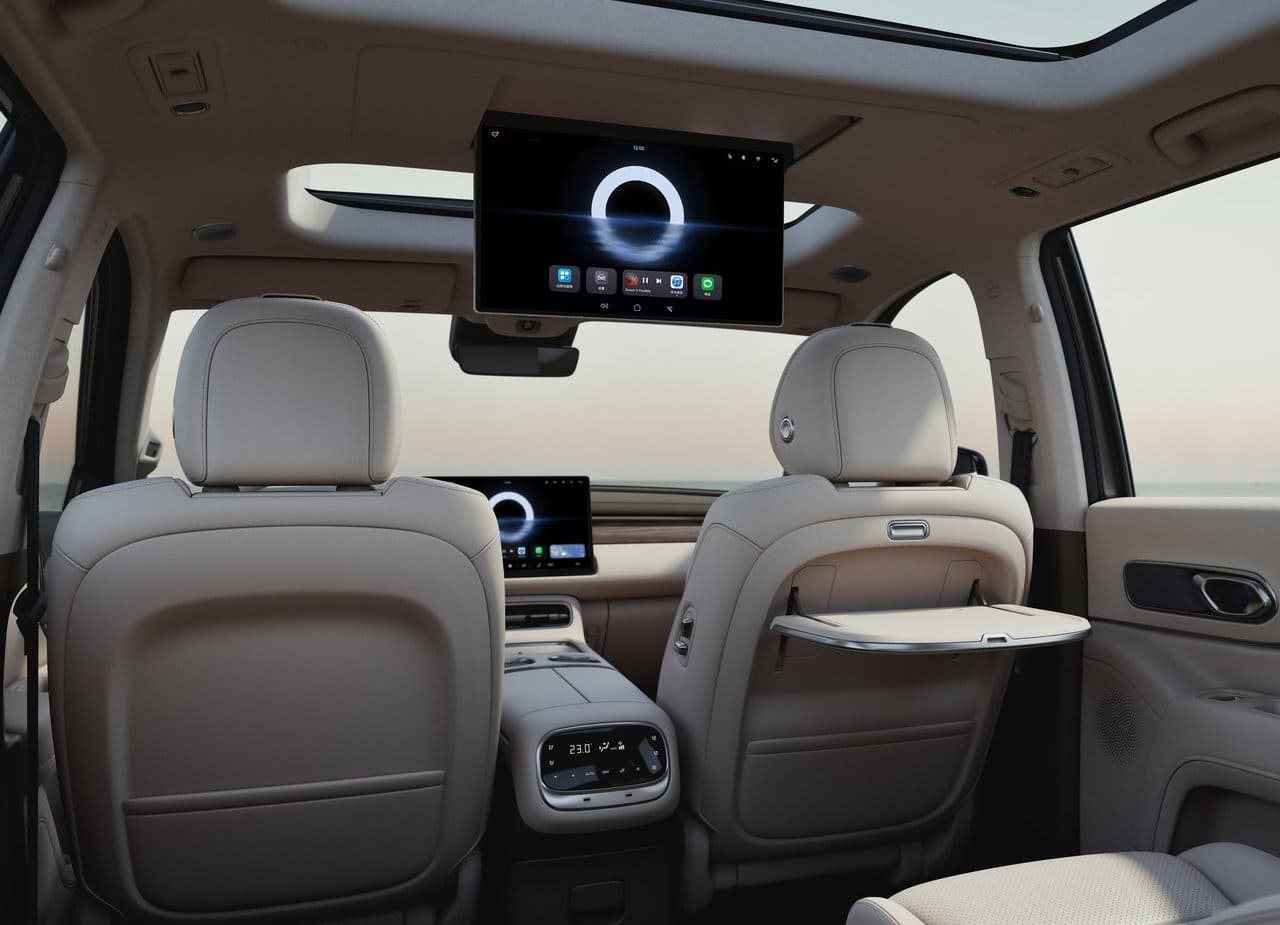 2026 - GAC S9, foto 18