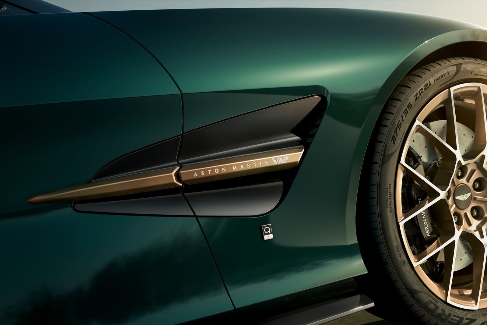 2025 - ASTON MARTIN VOLANTE 60TH ANNIVERSARY EDITIONS, foto 3