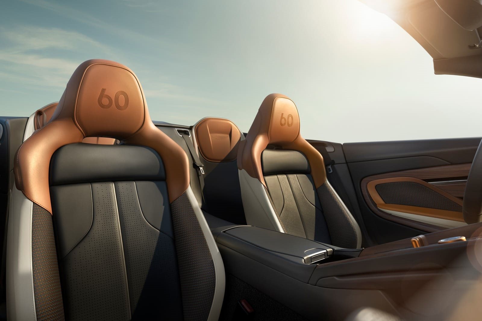 2025 - ASTON MARTIN VOLANTE 60TH ANNIVERSARY EDITIONS, foto 11