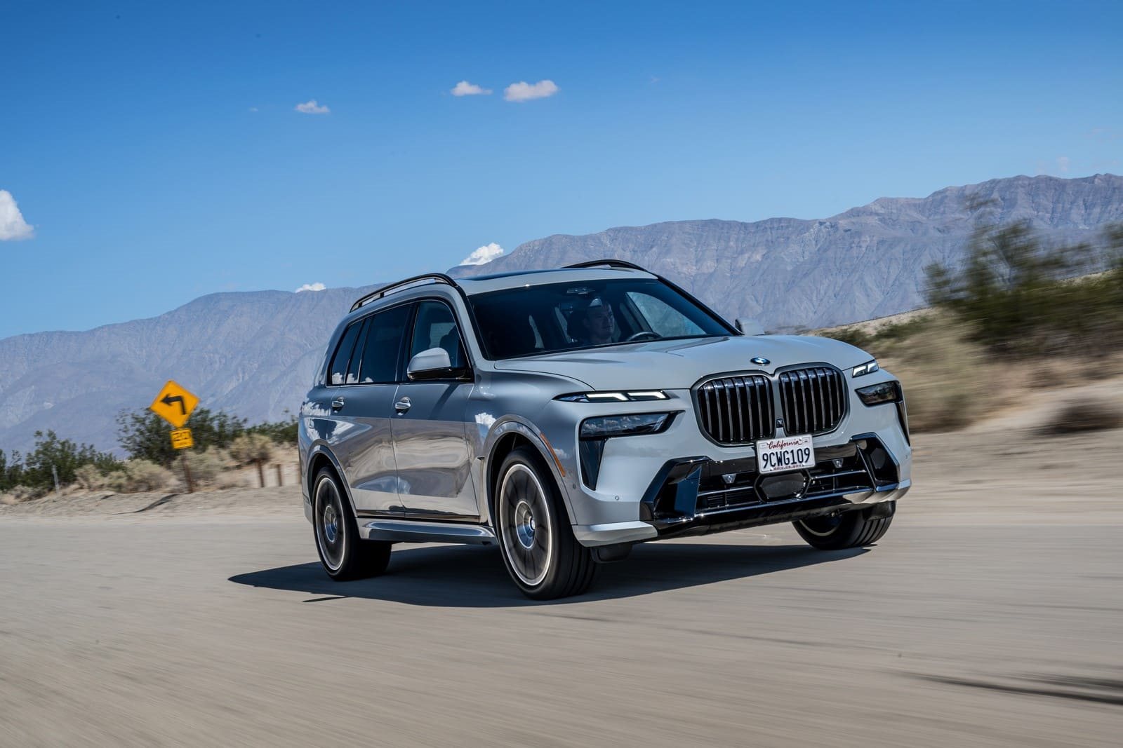 2025 - BMW X7 xDRIVE40i M SPORT, foto 3