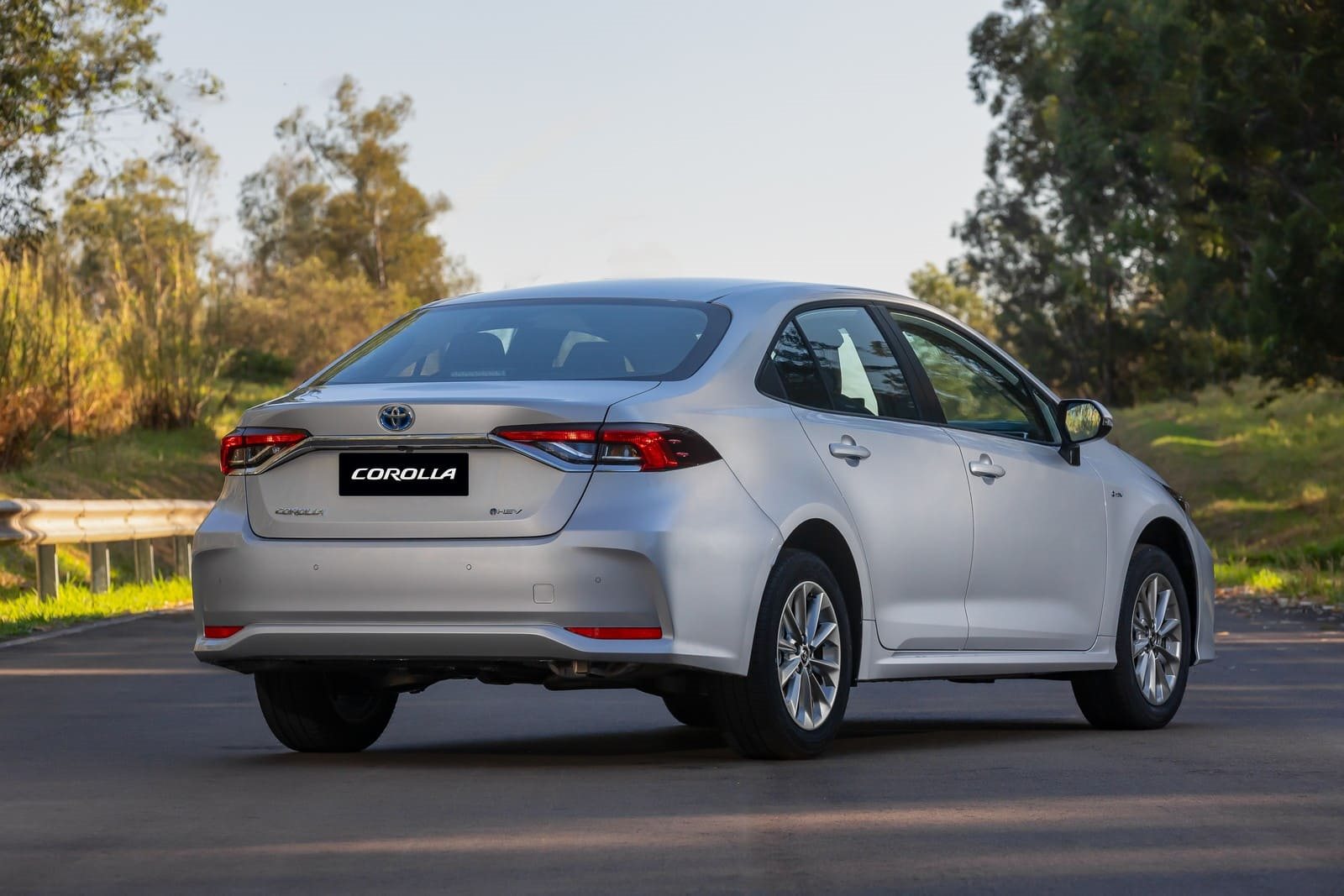 2025 - TOYOTA COROLLA GLi HYBRID, foto 5