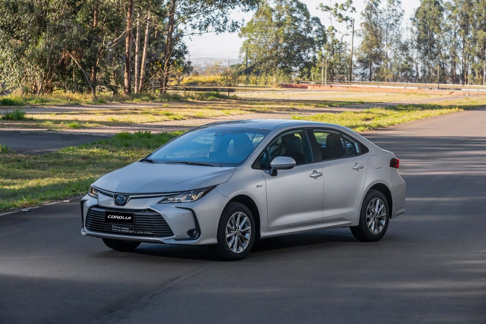 2025 - TOYOTA COROLLA GLi HYBRID, foto 6