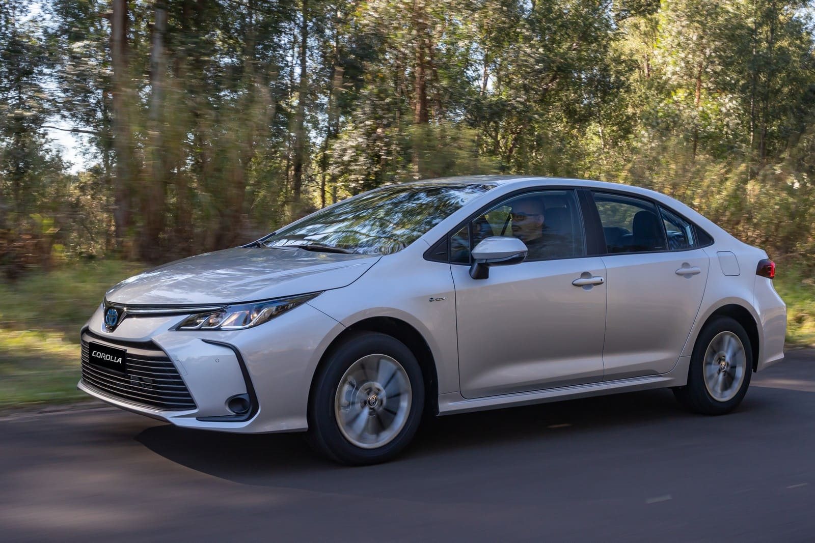 2025 - TOYOTA COROLLA GLi HYBRID, foto 21