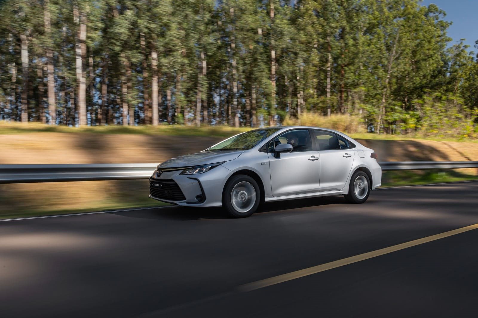 2025 - TOYOTA COROLLA GLi HYBRID, foto 23