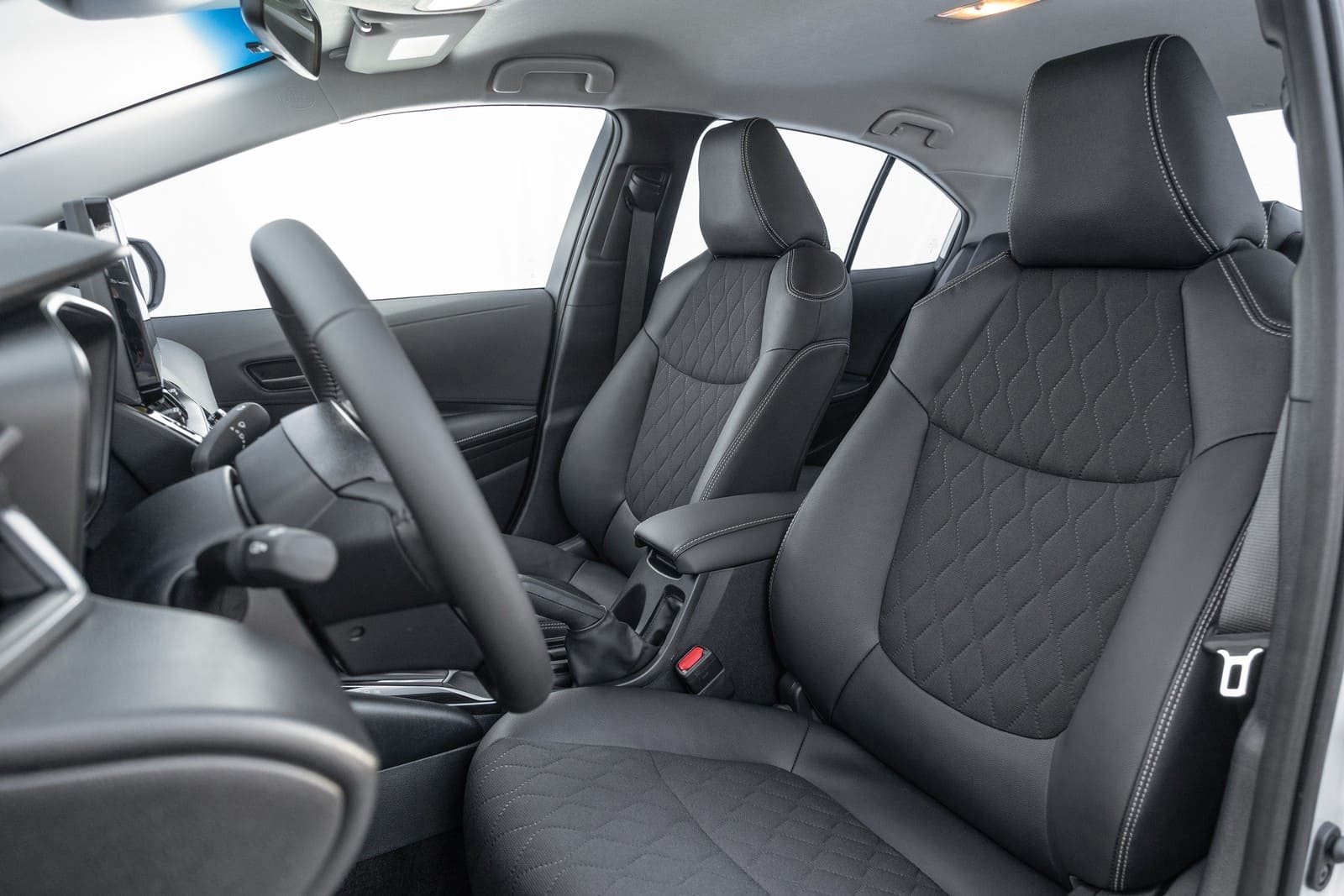 2025 - TOYOTA COROLLA GLi HYBRID, foto 57