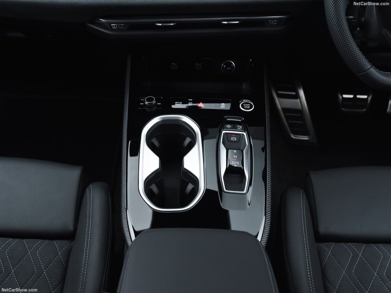 AUDI A6 SALOON E-HYBRID QUATTRO UK VERSION, foto 48
