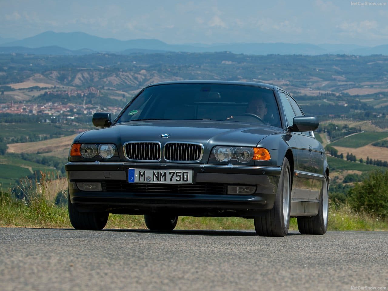 1999 - BMW 750iL, foto 22