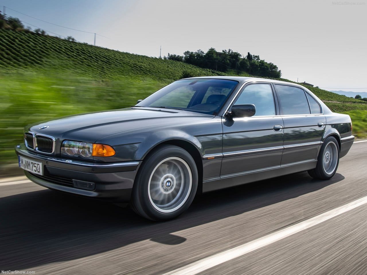 1999 - BMW 750iL, foto 32