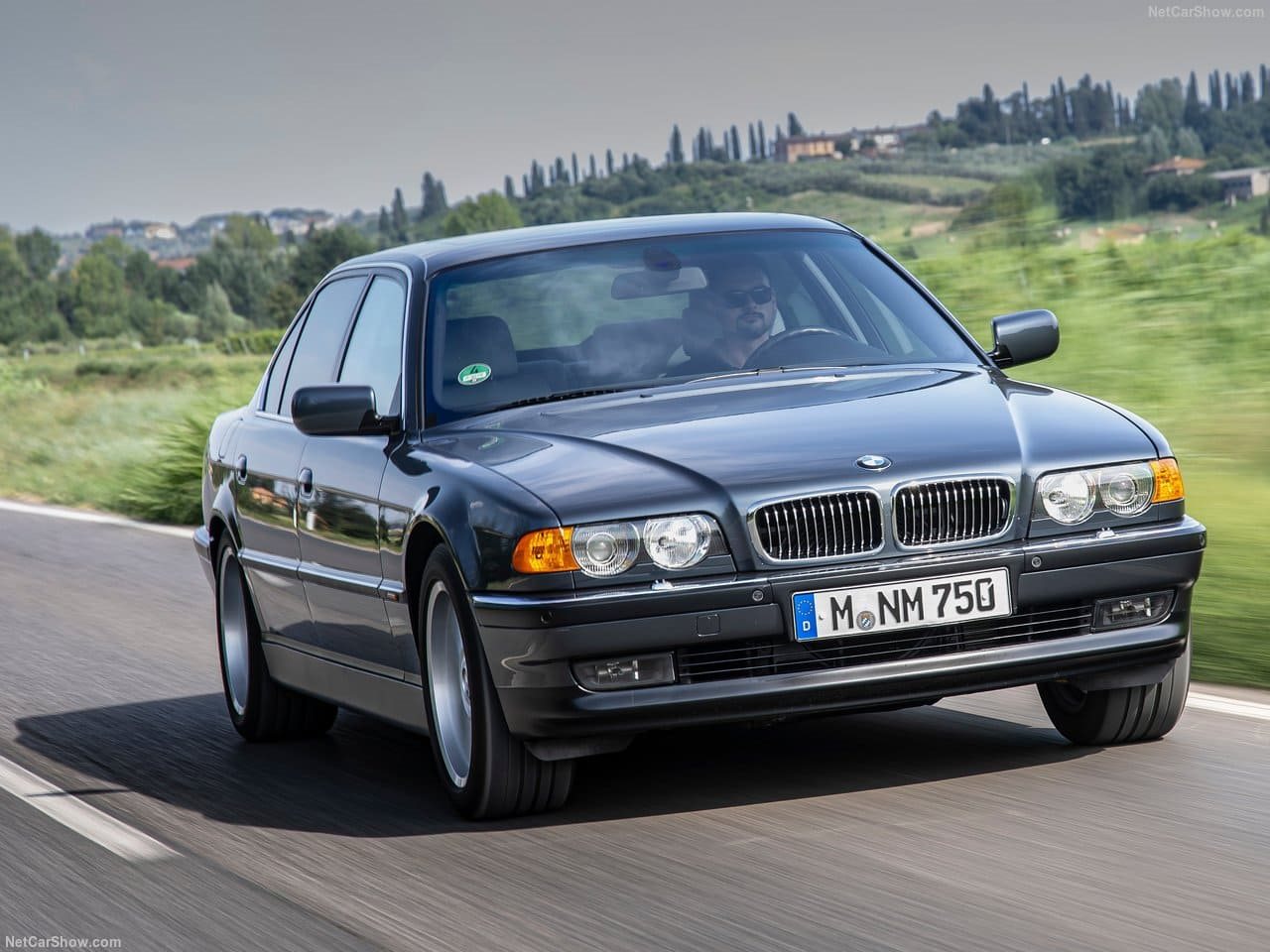1999 - BMW 750iL, foto 36