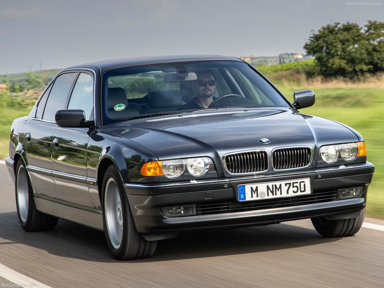 1999 - BMW 750iL, foto 37