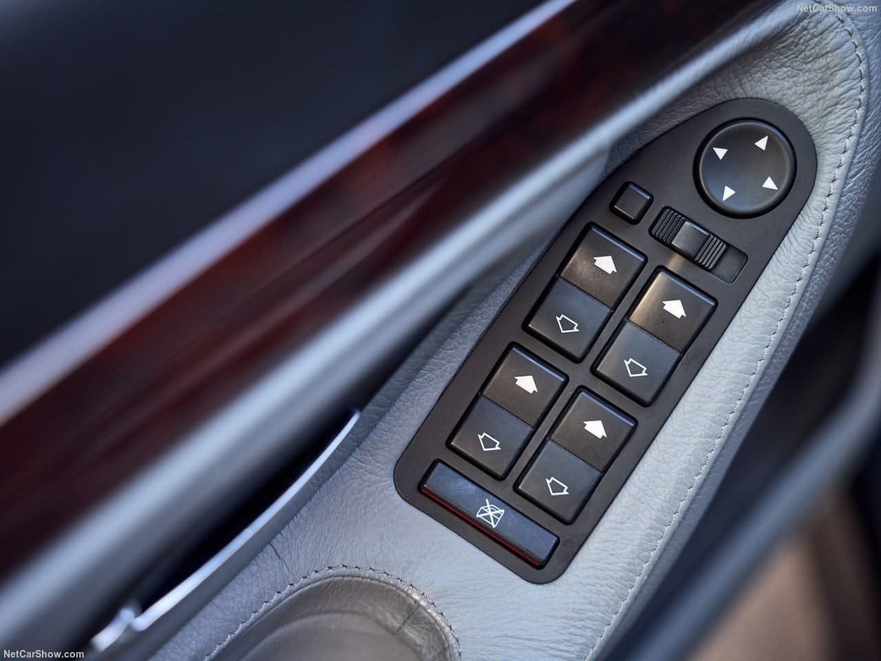 1999 - BMW 750iL, foto 116
