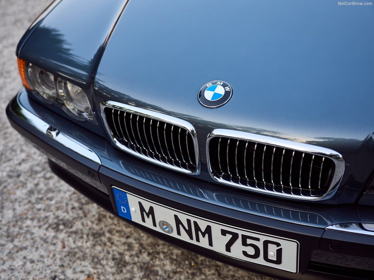 1999 - BMW 750iL, foto 122