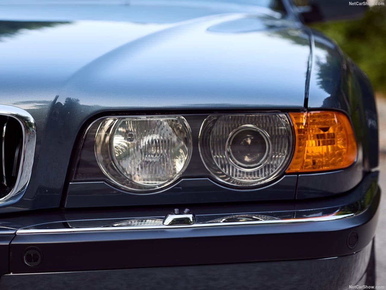 1999 - BMW 750iL, foto 124