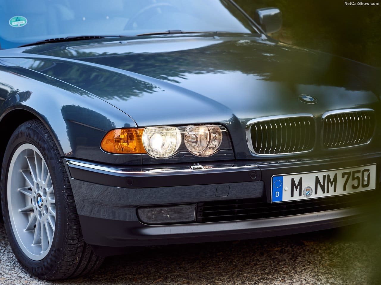 1999 - BMW 750iL, foto 125