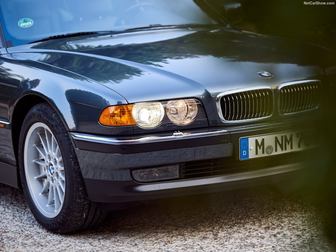 1999 - BMW 750iL, foto 126