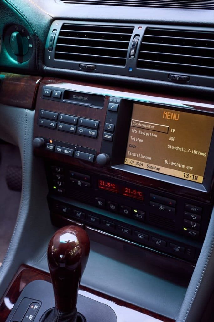 1999 - BMW 750iL, foto 146