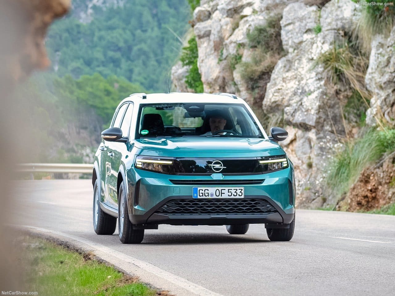 2025 - OPEL FRONTERA HYBRID, foto 10