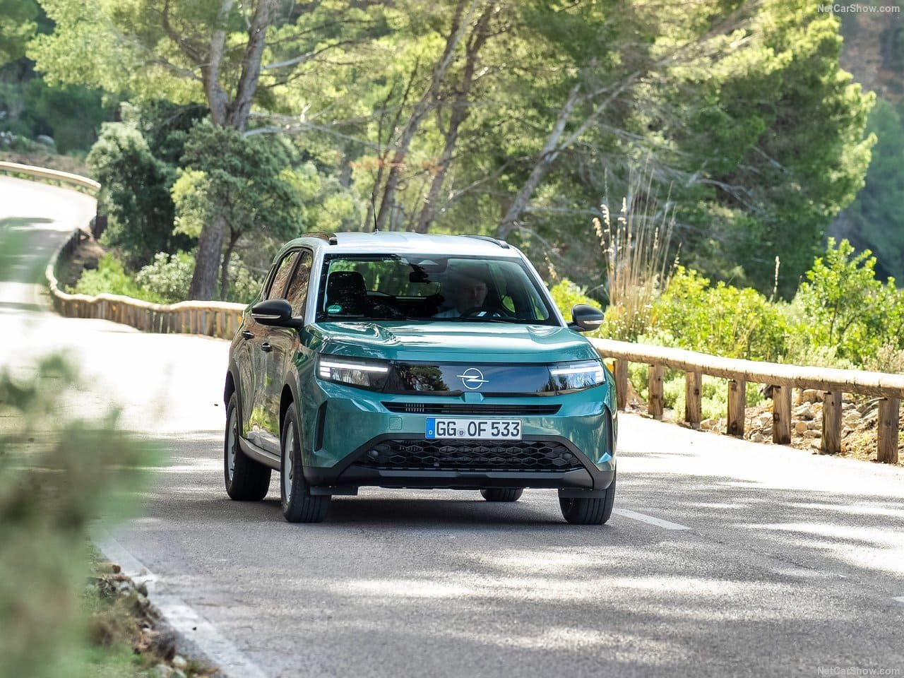 2025 - OPEL FRONTERA HYBRID, foto 12