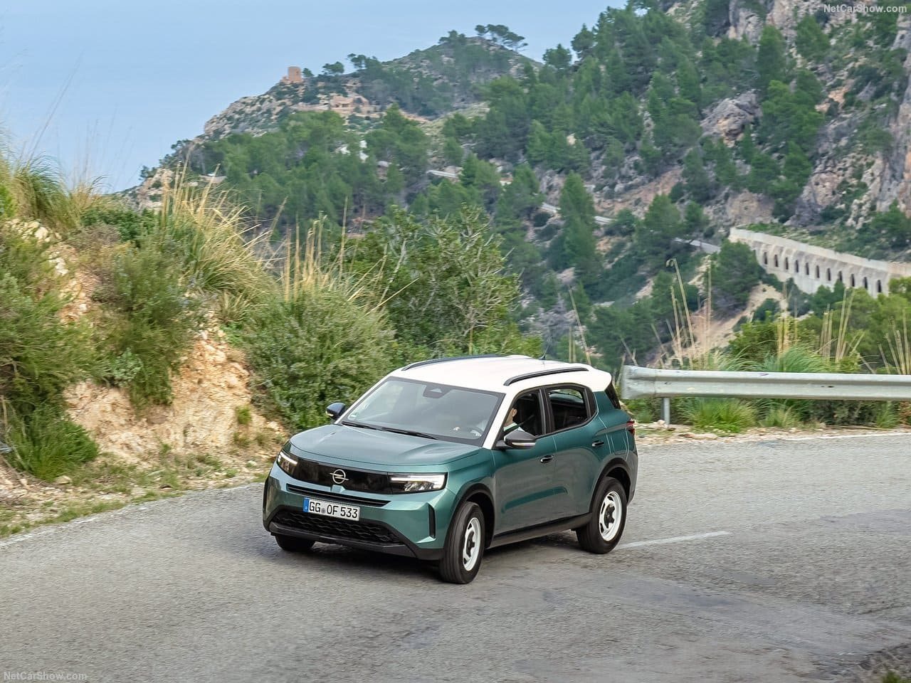 2025 - OPEL FRONTERA HYBRID, foto 16