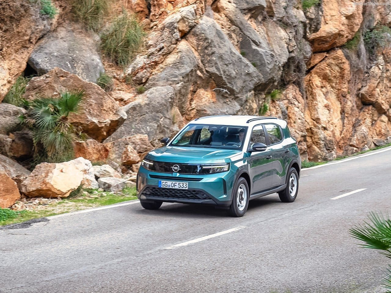 2025 - OPEL FRONTERA HYBRID, foto 18
