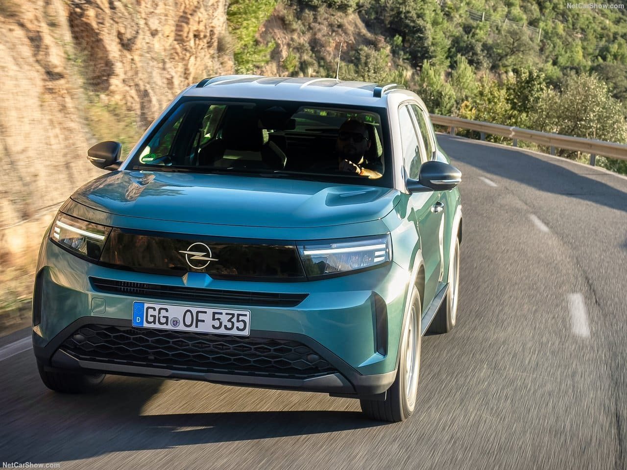 2025 - OPEL FRONTERA HYBRID, foto 22