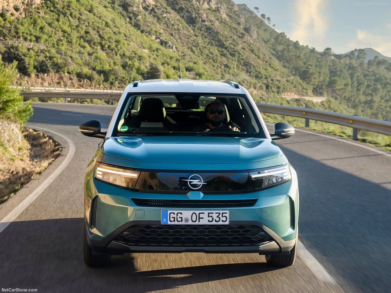 2025 - OPEL FRONTERA HYBRID, foto 40