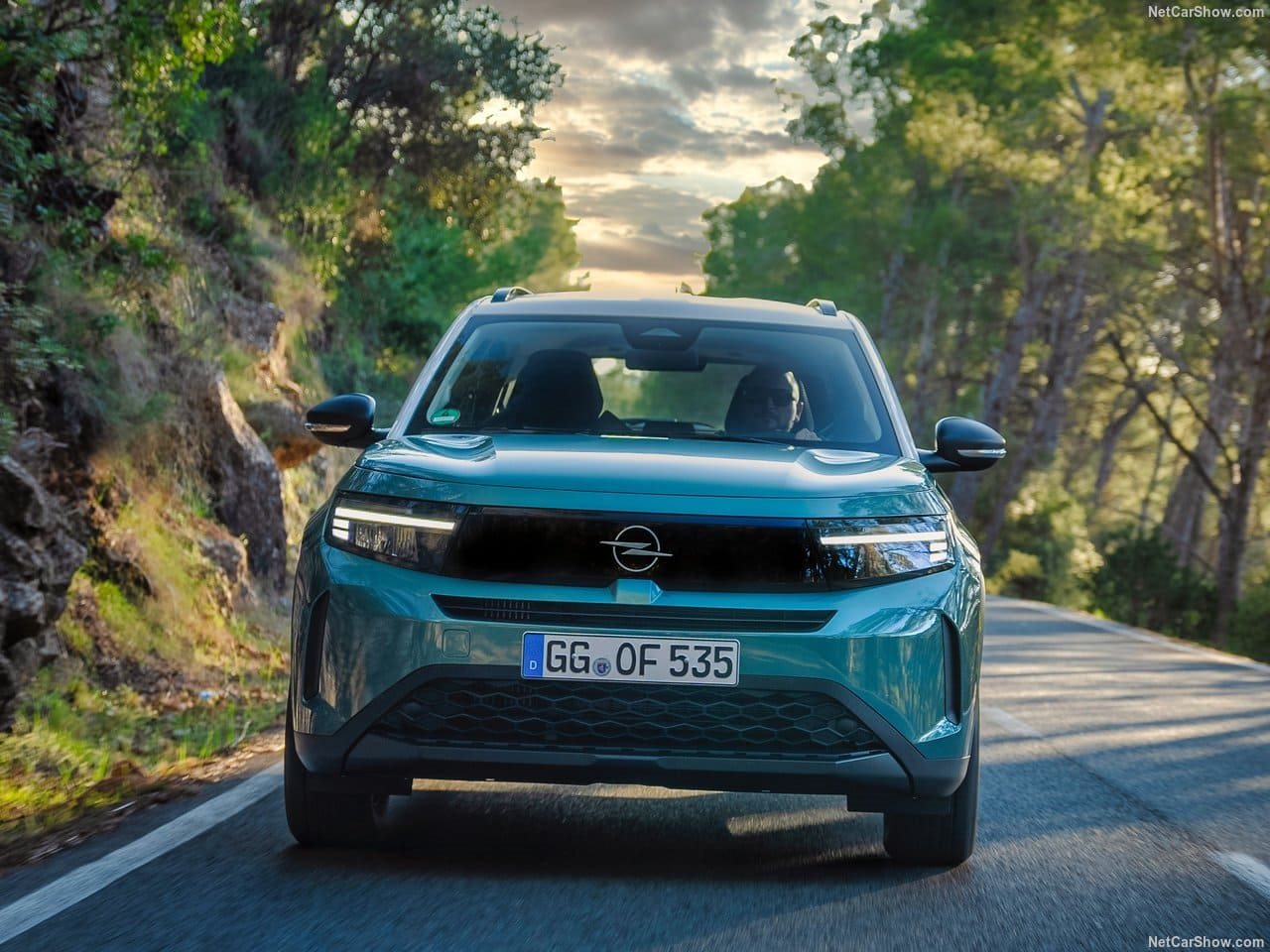 2025 - OPEL FRONTERA HYBRID, foto 41