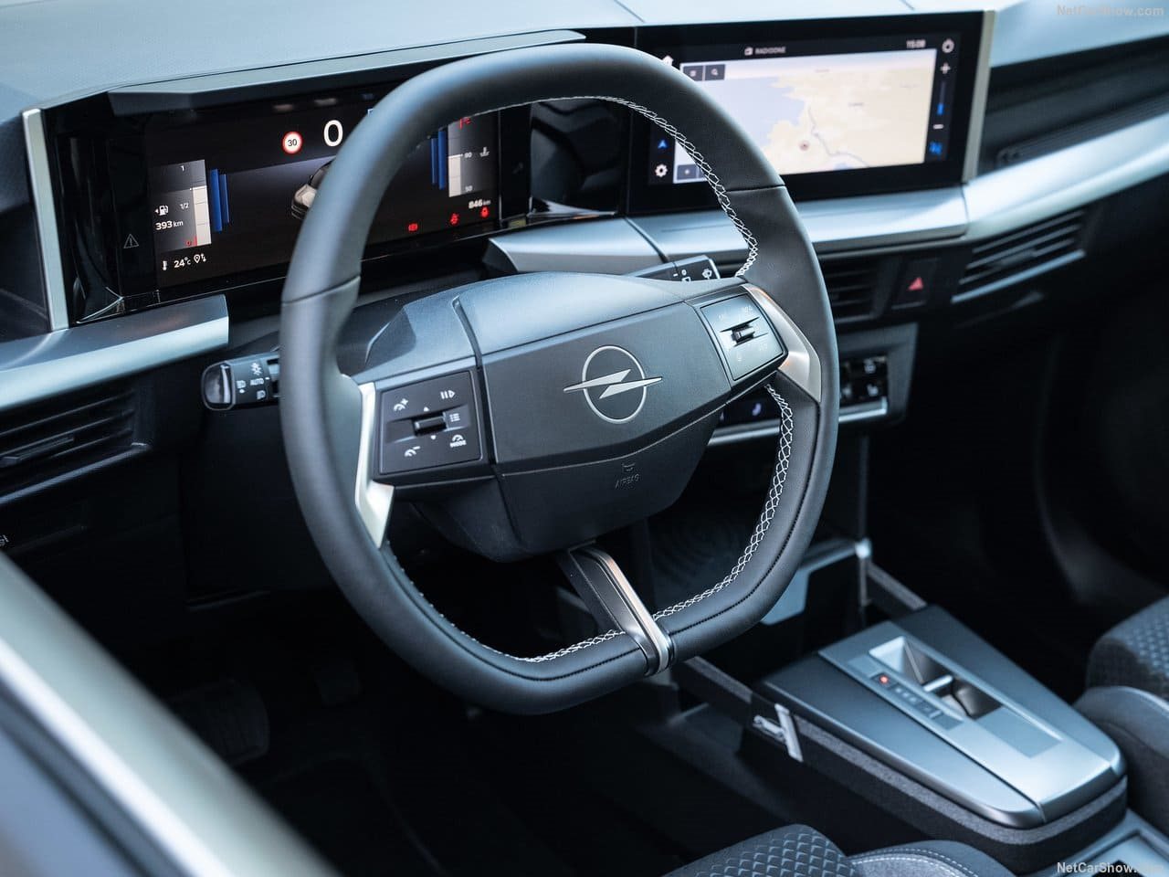2025 - OPEL FRONTERA HYBRID, foto 47