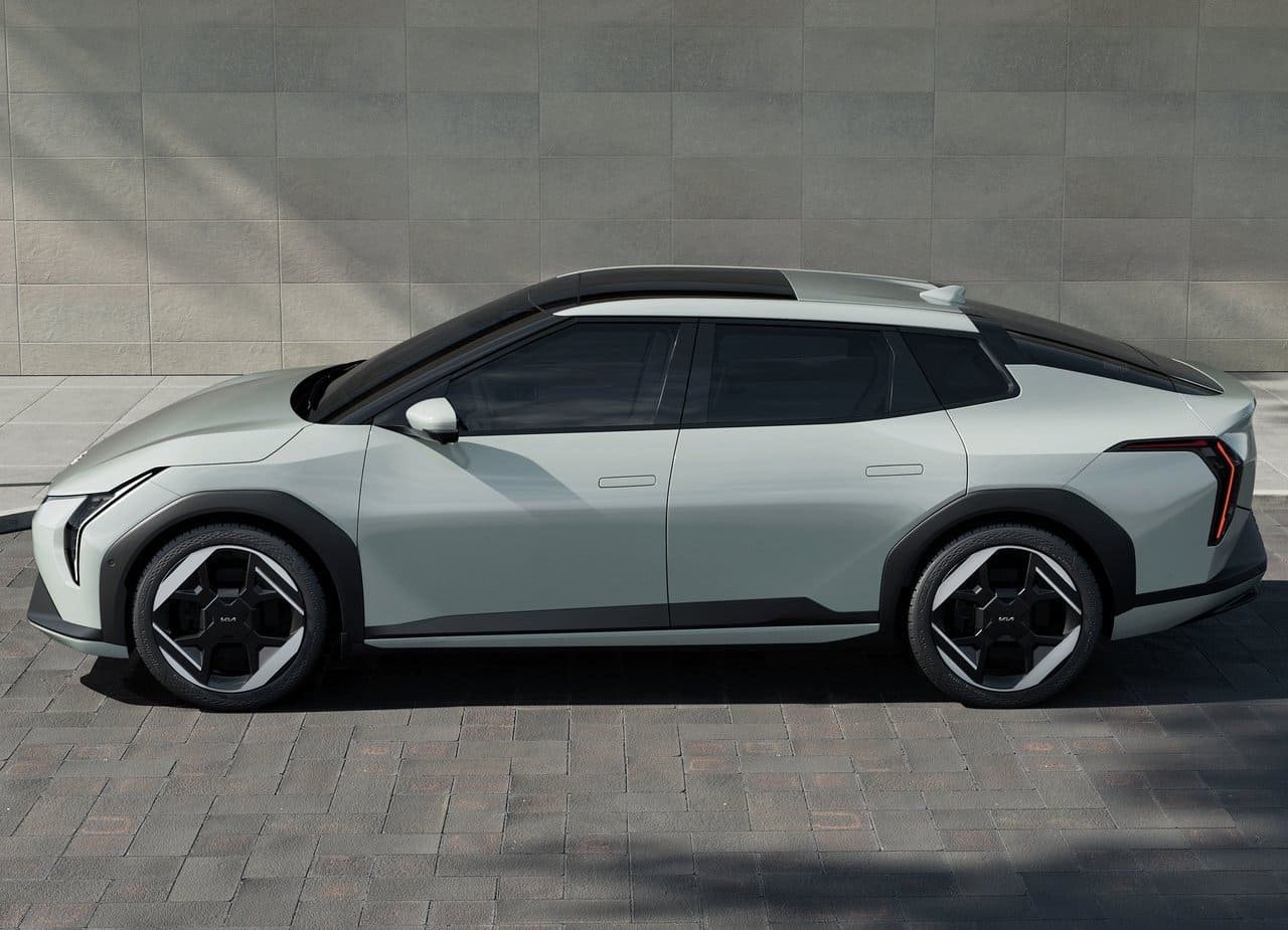 2026 - KIA EV4 SEDAN FASTBACK EU VERSION, foto 11