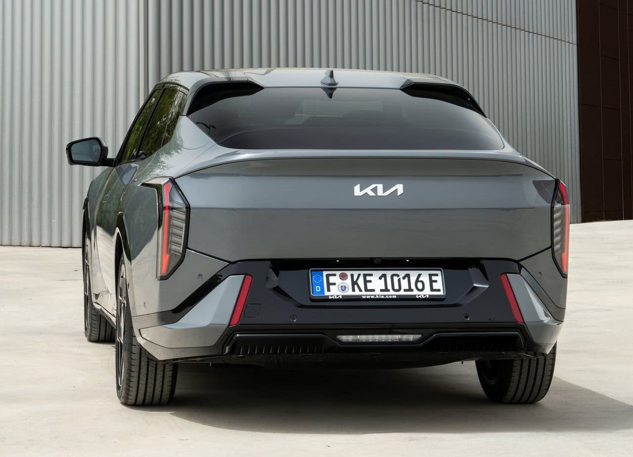 2026 - KIA EV4 SEDAN FASTBACK EU VERSION, foto 13