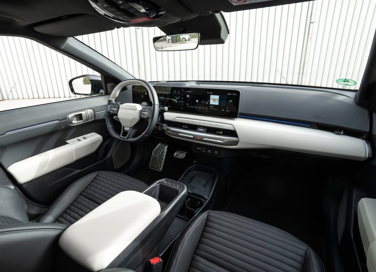 2026 - KIA EV4 SEDAN FASTBACK EU VERSION, foto 23