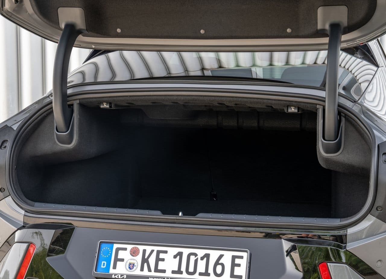 2026 - KIA EV4 SEDAN FASTBACK EU VERSION, foto 34