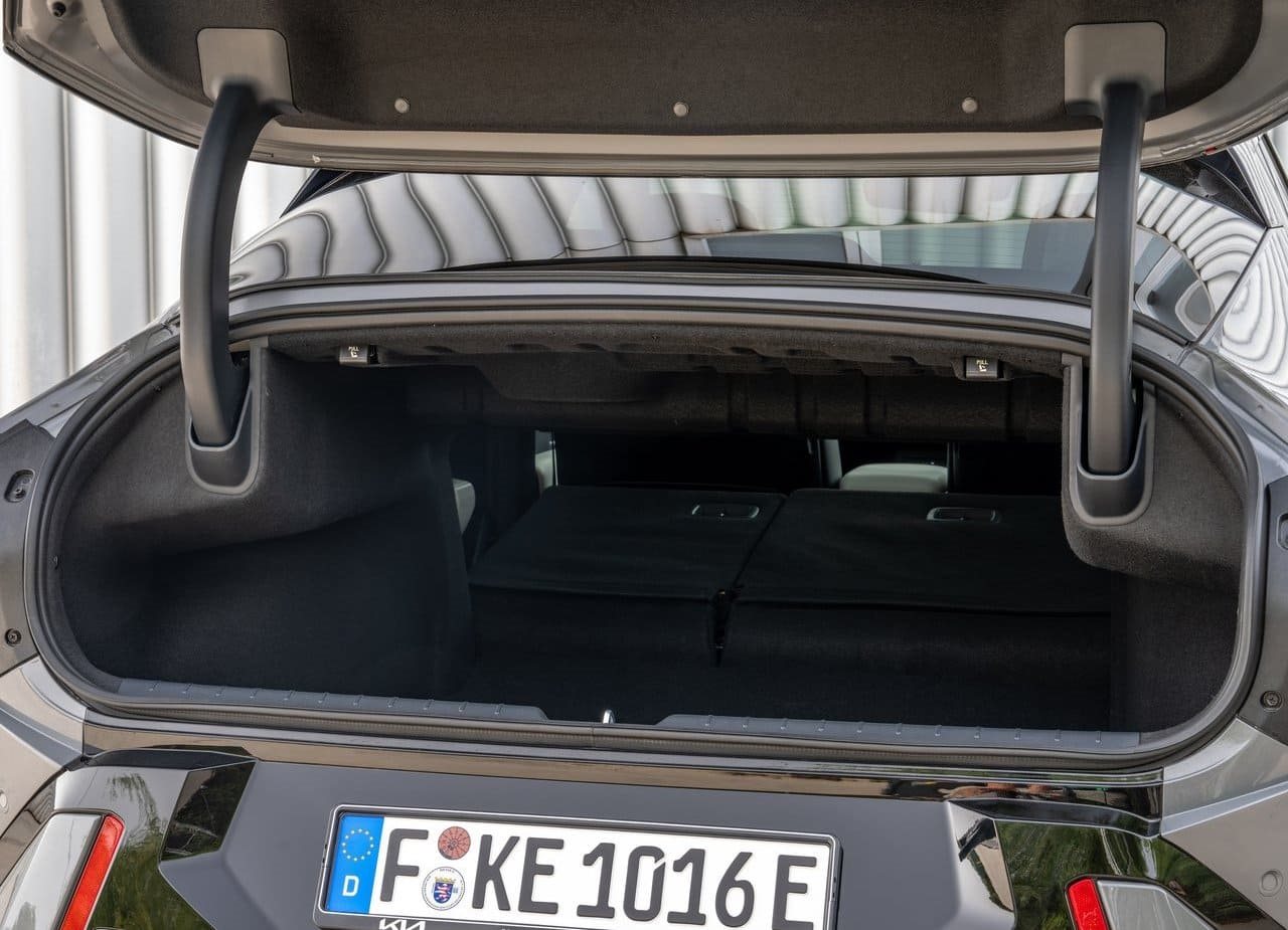 2026 - KIA EV4 SEDAN FASTBACK EU VERSION, foto 36