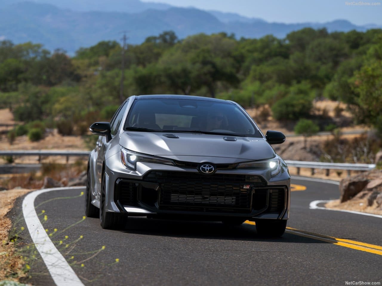 TOYOTA GR COROLLA, foto 12