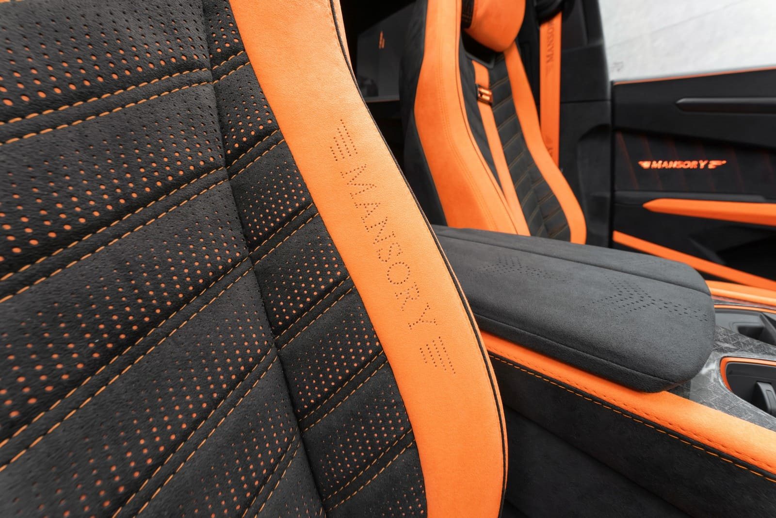 2025 - LAMBORGHINI URUS VENATUS SE BY MANSORY, foto 23